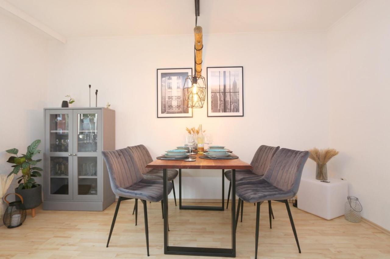 Schoenes Zwei-zimmer-apartment In Der Bremer *