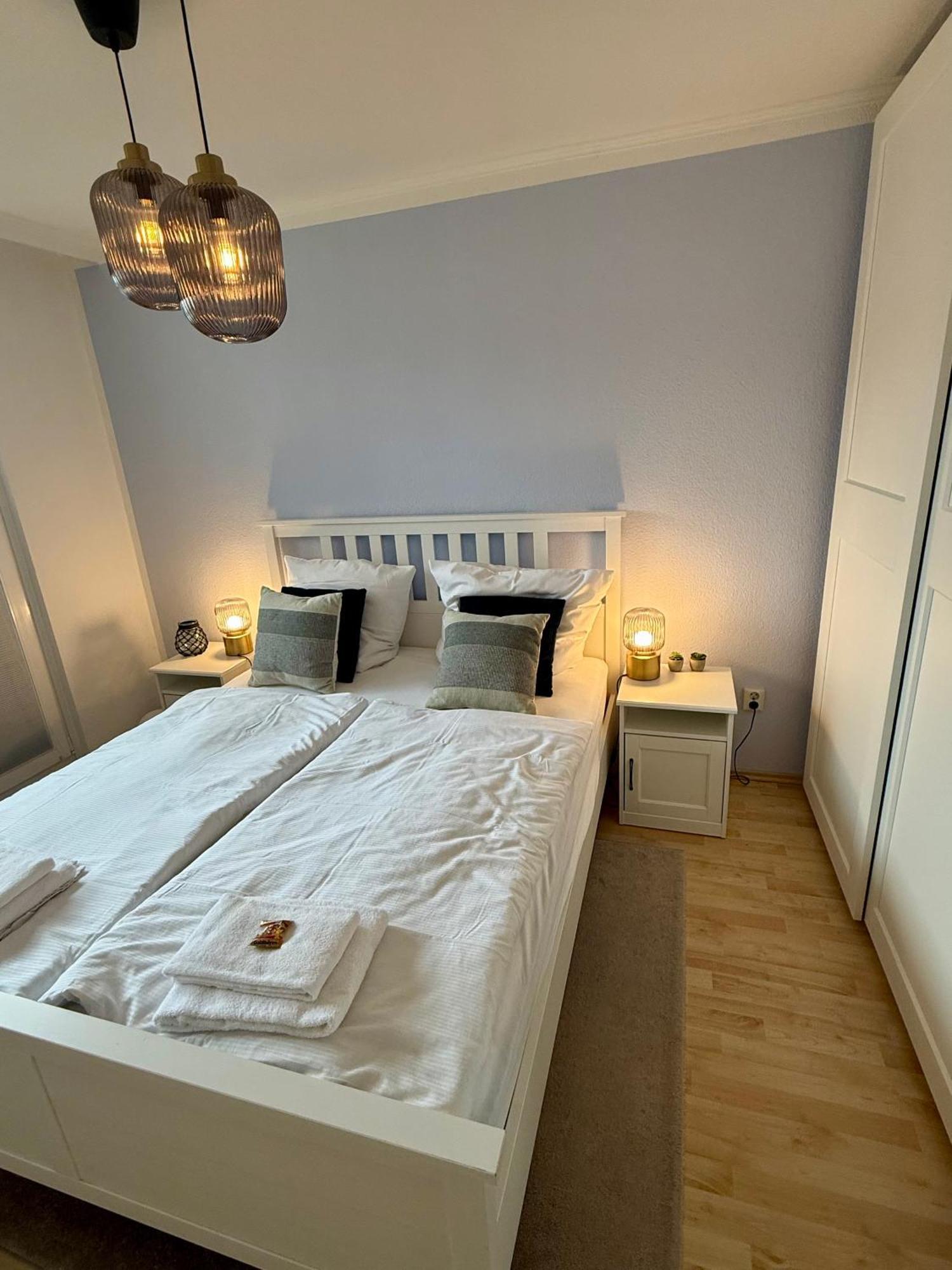 Schoenes Zwei-zimmer-apartment In Der Bremer Apartment Bremen
